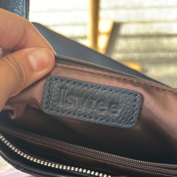 New Iswee Leather Handbag - Picture 4 of 6